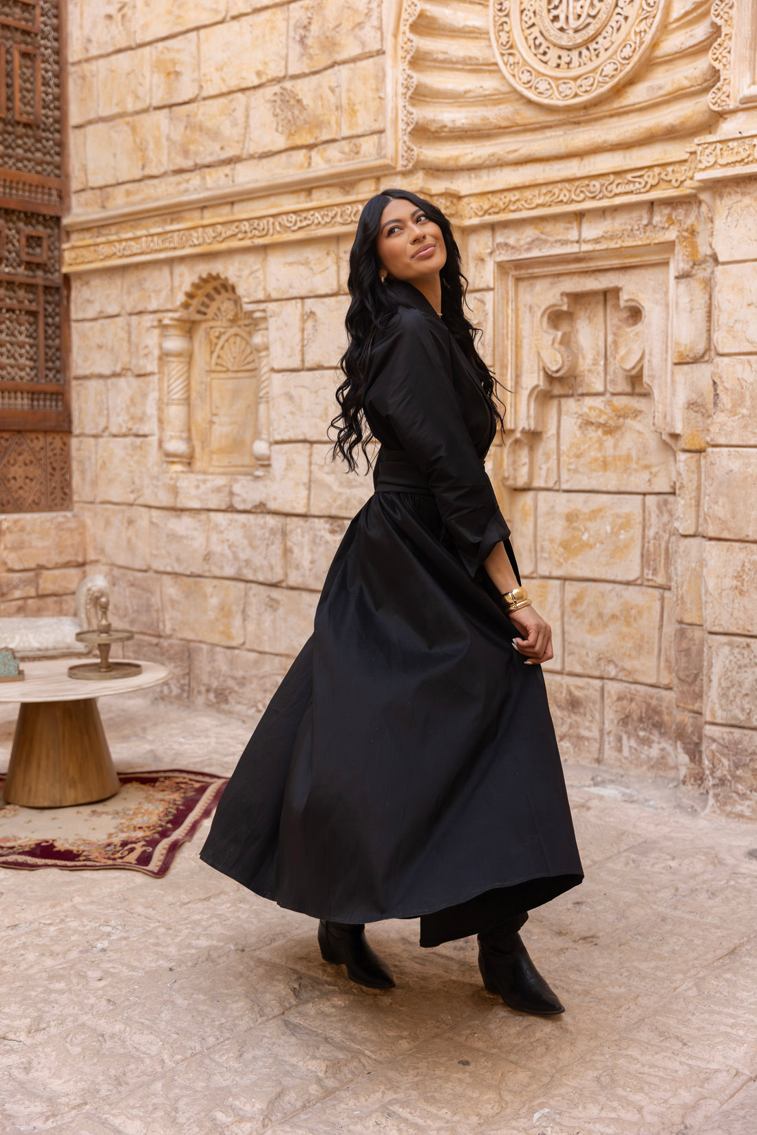 Sultana Black